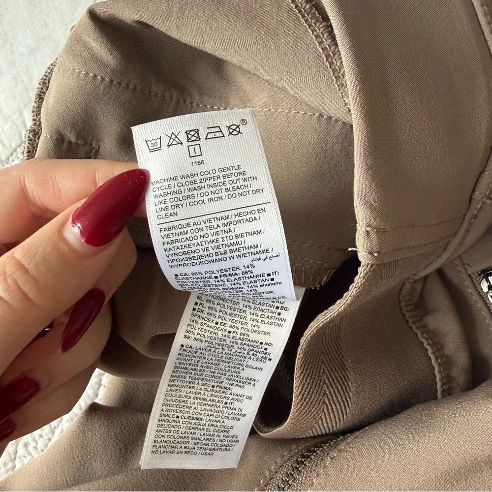 Athleta - Endless High Rise Cargo Pant